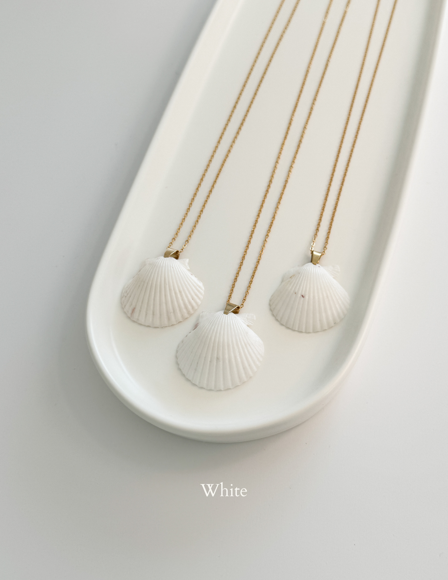 Dainty Shell Necklace