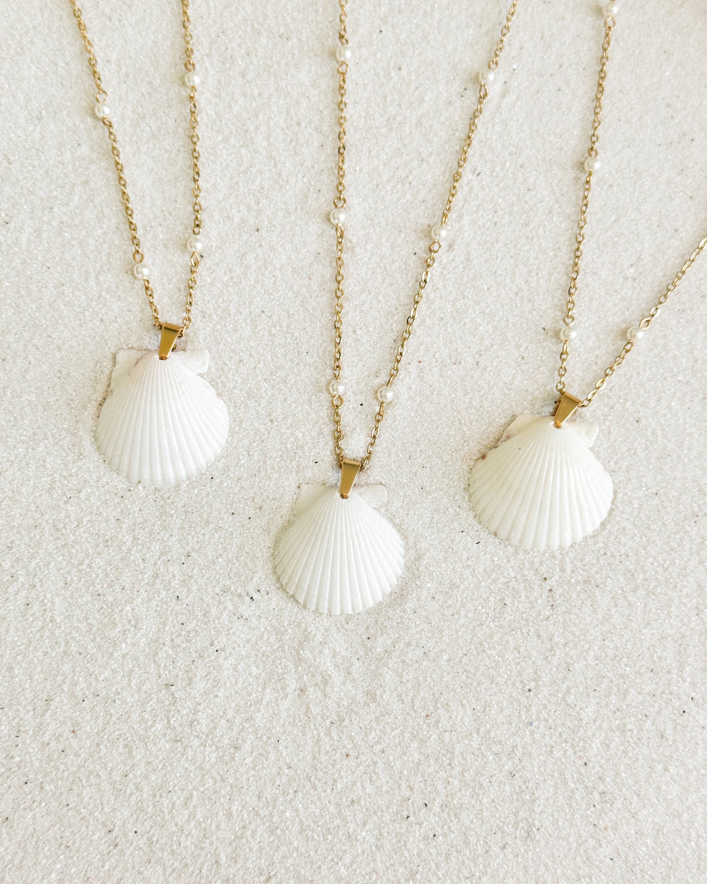 Dainty Pearl Gold Shell Necklace