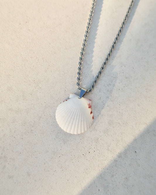 Low Tide Shell Necklace